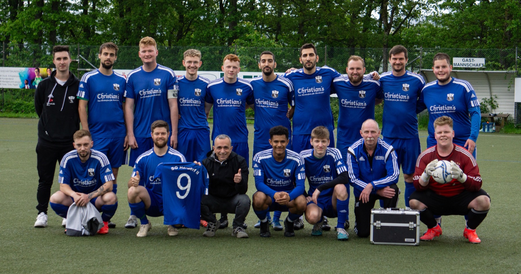 Mannschaftsfoto der 2. Mannschaft der SG Herdorf